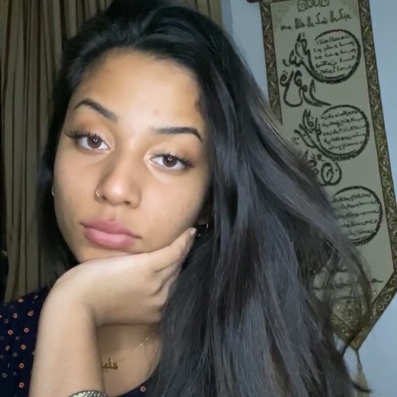 Meet your Posher, Nabeela - Picture 1 of 1